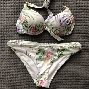 Super push-up bikini top+bottoms
